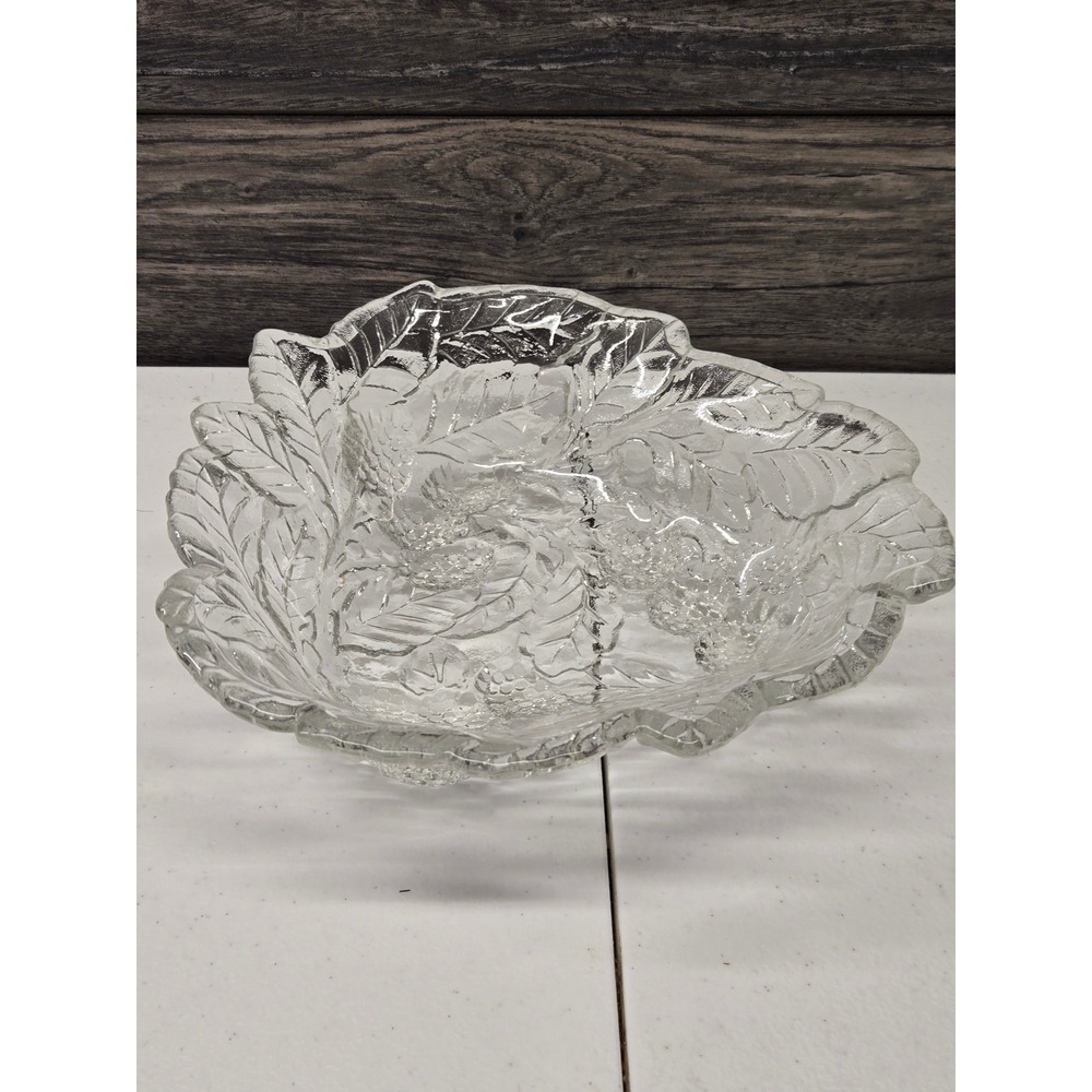 Vintage Clear Pressed Glass Leaf Serving Bowl Grapes Berry Embossed Scalloped 8"